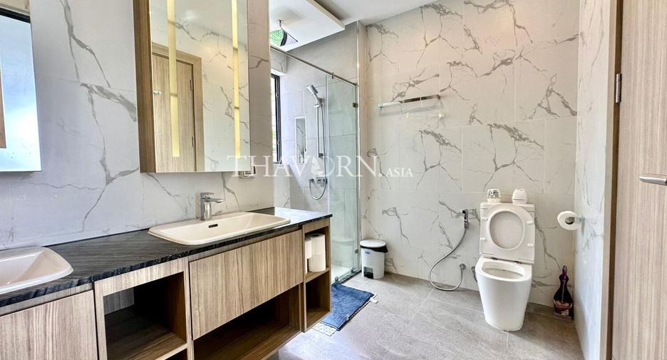 For sale 4 bedrooms house in South Pattaya, Pattaya