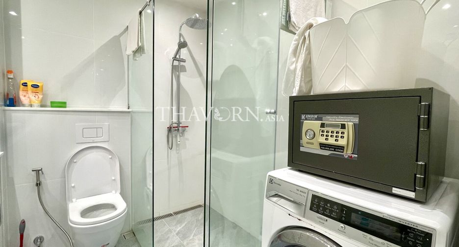 For sale 2 bedrooms condo in Pratumnak, Pattaya