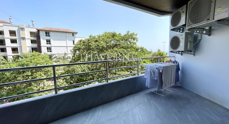 For sale 2 bedrooms condo in Pratumnak, Pattaya