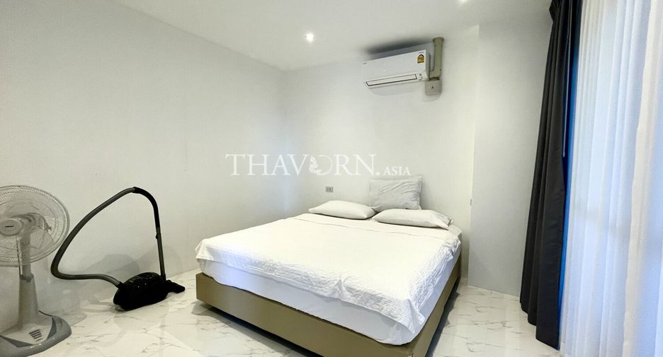For sale 2 bedrooms condo in Pratumnak, Pattaya