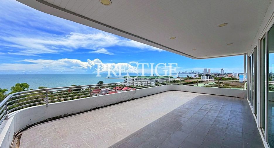 For sale 3 bedrooms condo in Sattahip, Chonburi
