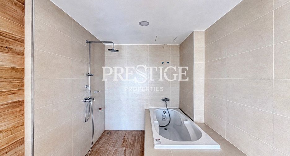 For sale 3 bedrooms condo in Sattahip, Chonburi