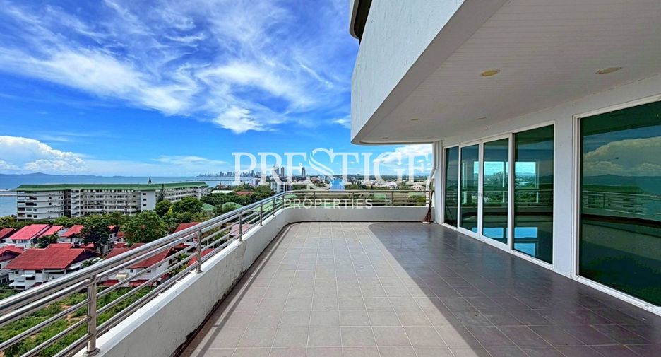 For sale 3 bedrooms condo in Sattahip, Chonburi