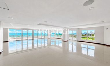 For sale 3 bedrooms condo in Sattahip, Chonburi