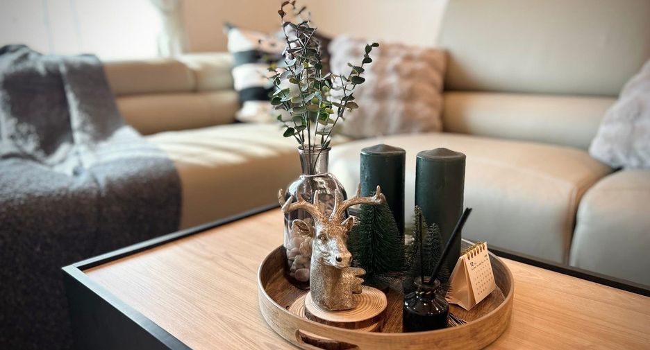 For rent 3 bedrooms condo in Huai Khwang, Bangkok