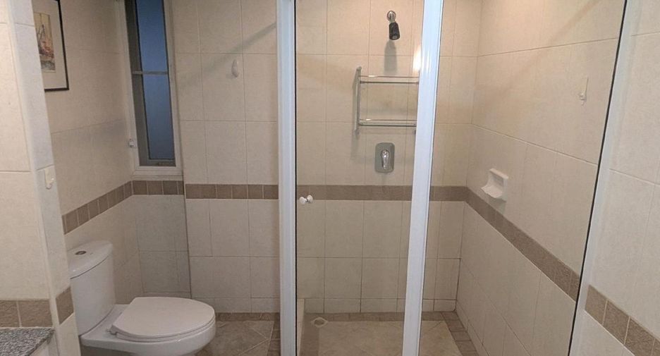For rent 1 bed condo in Yan Nawa, Bangkok