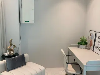 For rent 4 bedrooms house in Huai Khwang, Bangkok