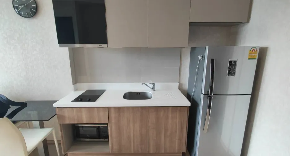 Condo en alquiler de 1 habitaciones en Sathon, Bangkok