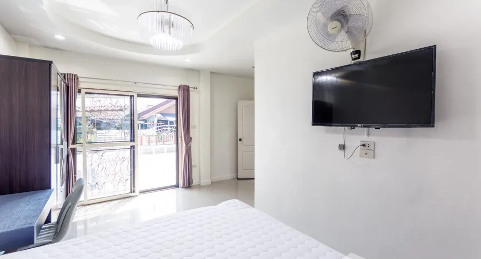 For sale and for rent 2 bedrooms house in Pran Buri, Prachuap Khiri Khan