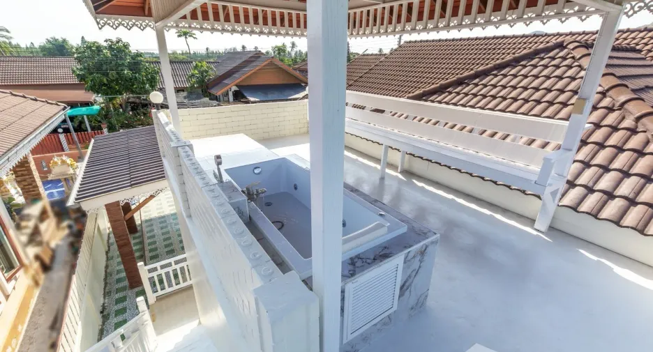 For sale and for rent 2 bedrooms house in Pran Buri, Prachuap Khiri Khan