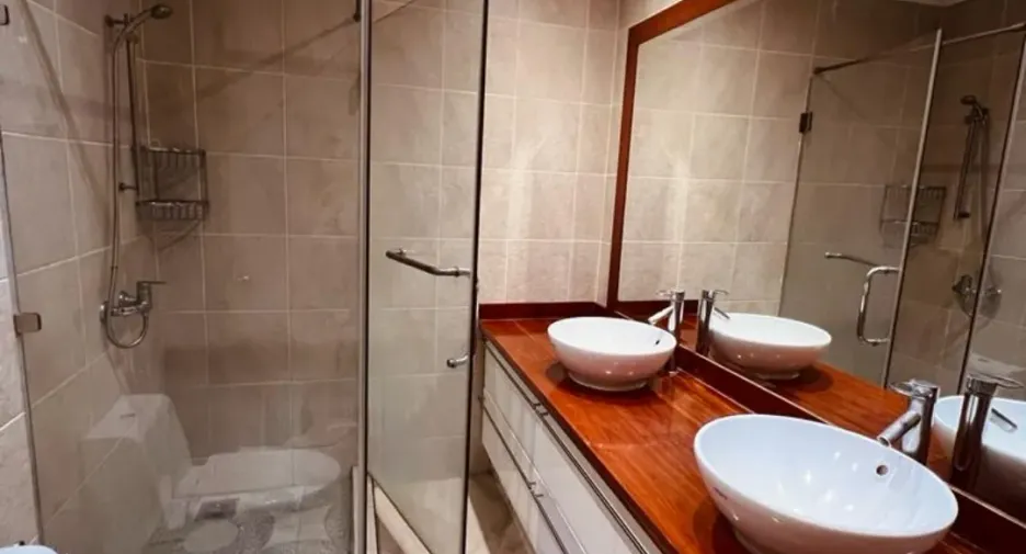 For sale 3 bedrooms condo in Pratumnak, Pattaya
