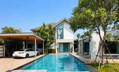 For rent 5 bedrooms villa in San Sai, Chiang Mai