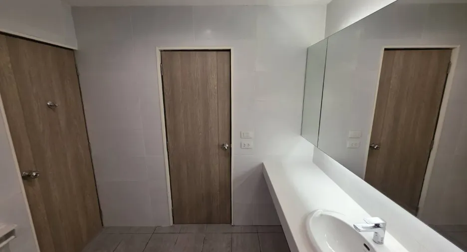 Condo en venta de 2 habitaciones en Saraphi, Chiang Mai