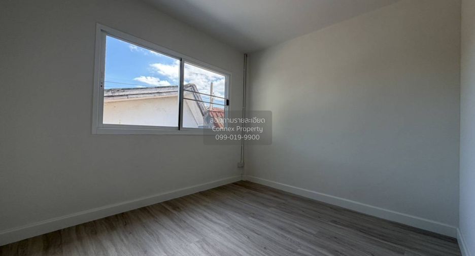 À vendre 3 chambres maison de ville à Mueang Samut Prakan, Samut Prakan