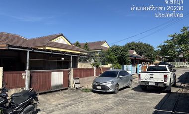 出售 2 卧室 独立屋 在 Si Racha, Chon Buri
