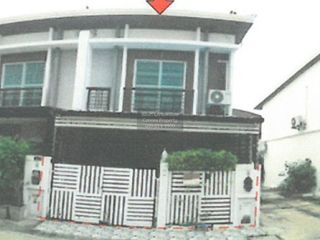 For sale 3 bedrooms townhouse in Sam Phran, Nakhon Pathom