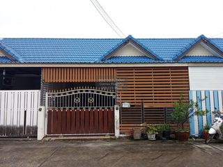 Reihenhaus zum Kauf mit 2 Zimmer in Mueang Chon Buri, Chonburi