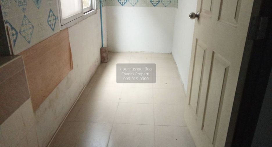 For sale 2 bedrooms townhouse in Mueang Chon Buri, Chonburi