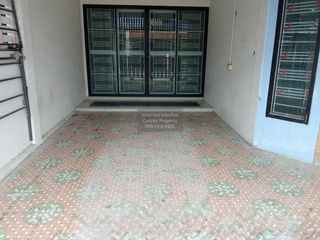 Reihenhaus zum Kauf mit 2 Zimmer in Mueang Chon Buri, Chonburi