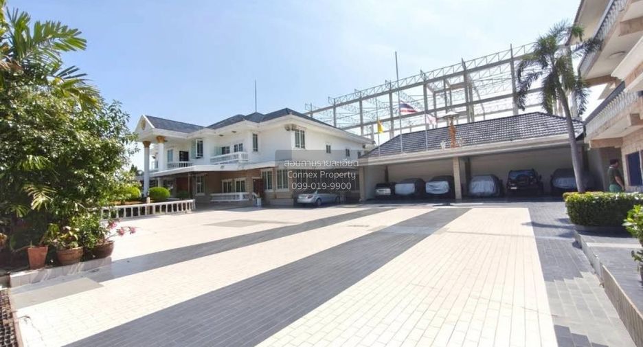 For sale 6 bedrooms house in Bang Bua Thong, Nonthaburi