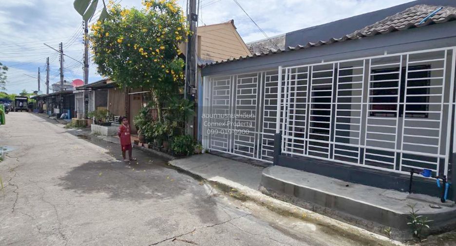 For sale 2 bedrooms townhouse in Bang Lamung, Chonburi