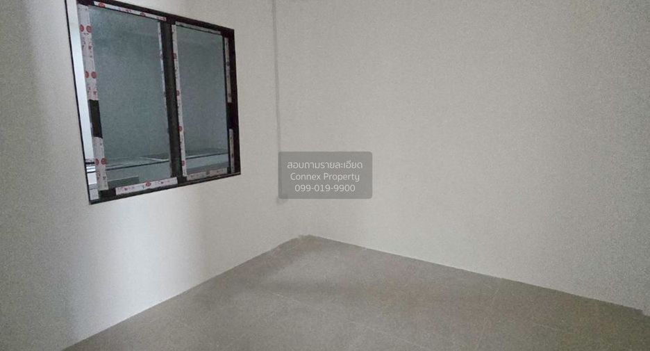 For sale 2 bedrooms townhouse in Bang Lamung, Chonburi
