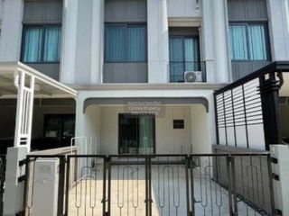 For sale 2 bedrooms townhouse in Phra Pradaeng, Samut Prakan