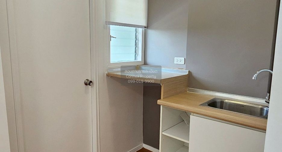 For sale 1 bed condo in Lat Krabang, Bangkok