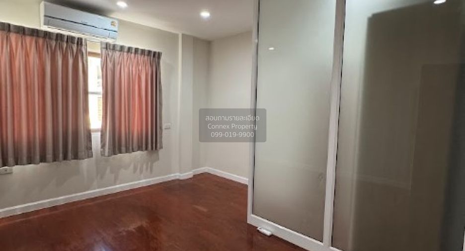 Casa en venta de 3 habitaciones en Bang Khun Thian, Bangkok