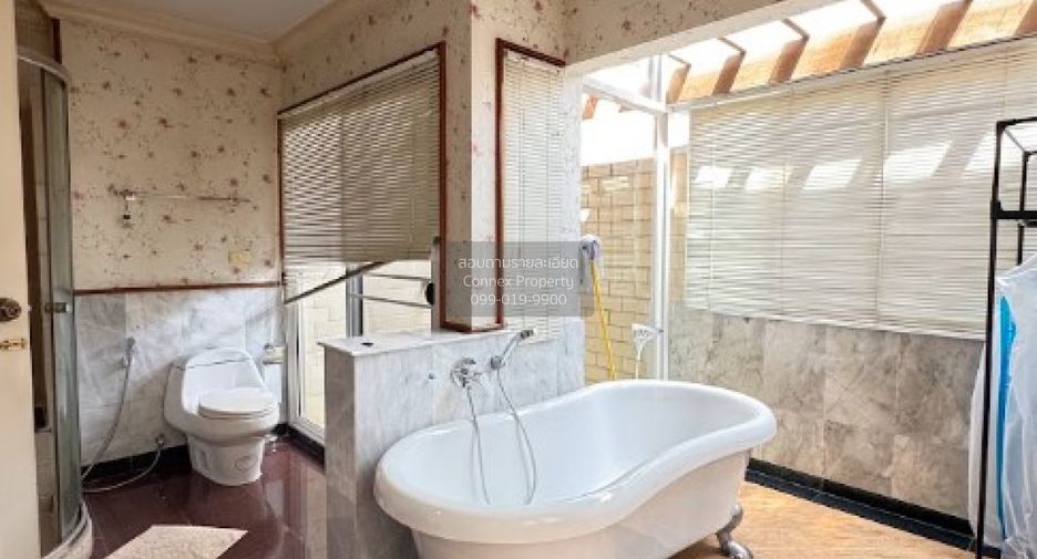 Casa en venta de 3 habitaciones en Bang Khun Thian, Bangkok