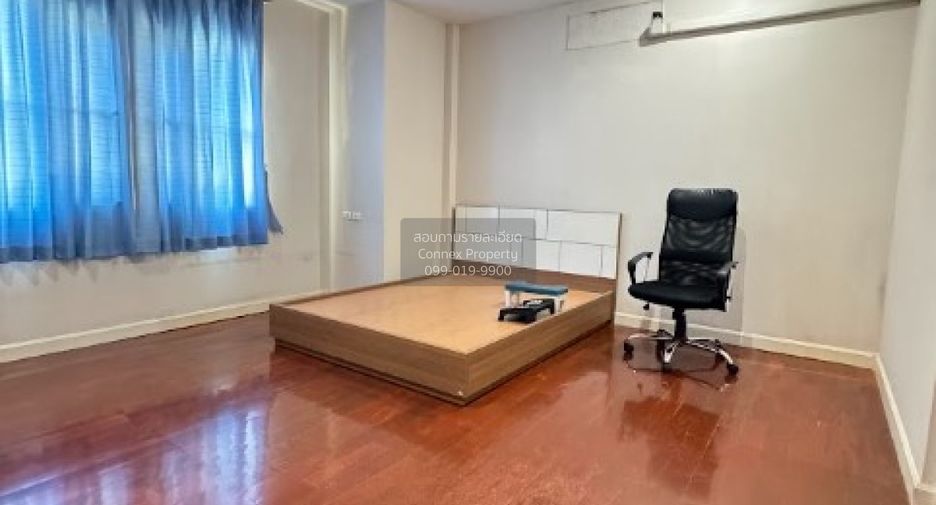 Casa en venta de 3 habitaciones en Bang Khun Thian, Bangkok