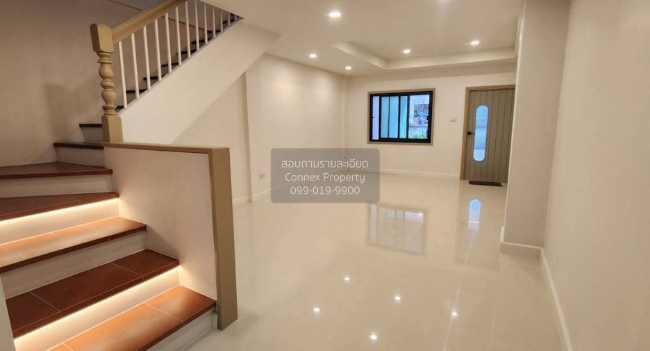 For sale 2 ベッドルーム townhouse in Bang Khen, Bangkok