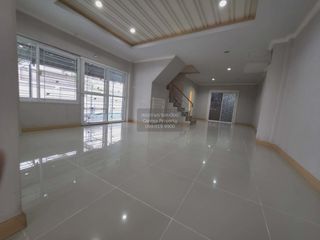 For sale 3 bedrooms townhouse in Bang Khen, Bangkok