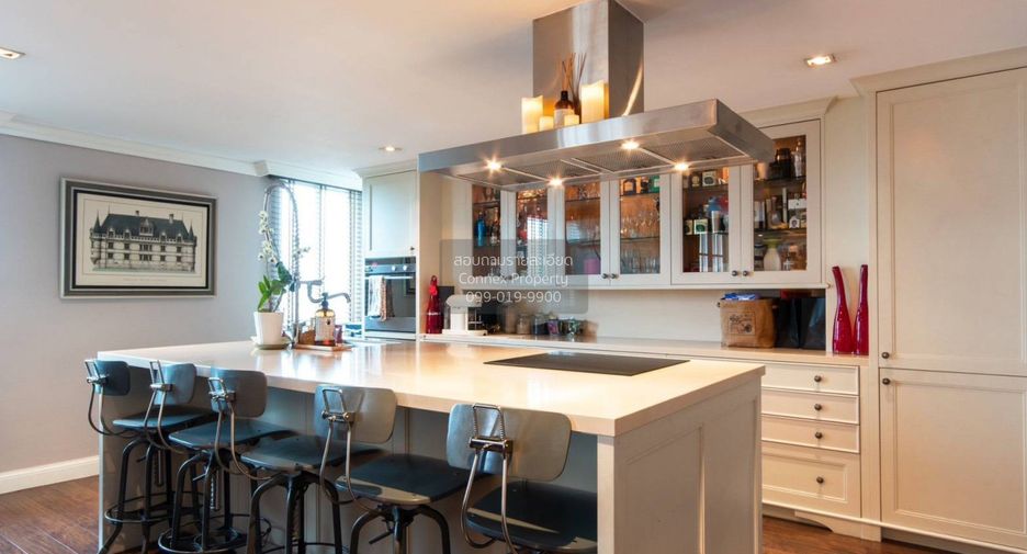 For sale 1 bed condo in Phaya Thai, Bangkok