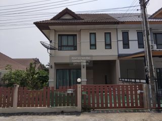 Haus zum Kauf mit 3 Zimmer in Si Racha, Chonburi