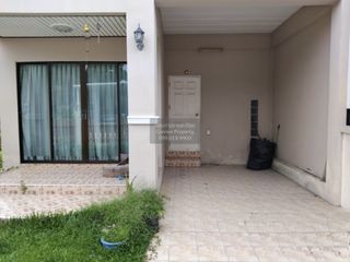 Haus zum Kauf mit 3 Zimmer in Si Racha, Chonburi