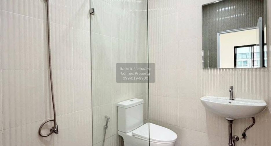 For sale 2 ベッドルーム townhouse in Don Mueang, Bangkok