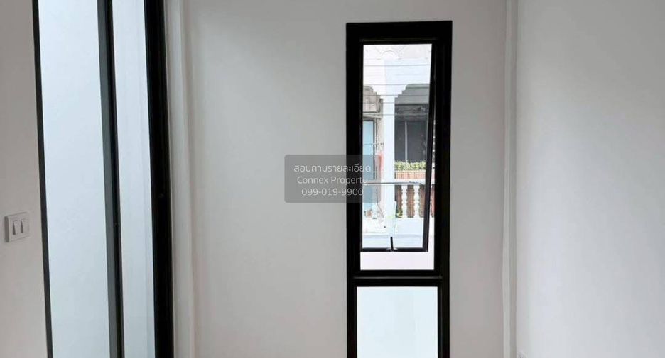 For sale 2 ベッドルーム townhouse in Don Mueang, Bangkok