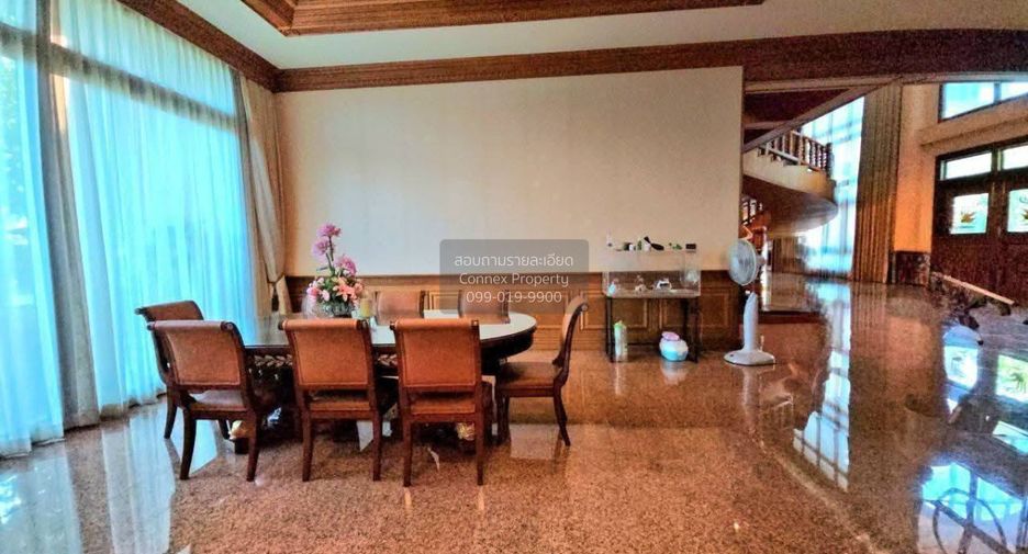 Haus zum Kauf mit 5 Zimmer in Si Racha, Chonburi