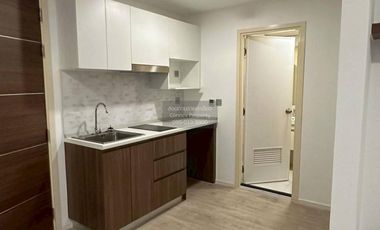 À vendre 1 chambre condo à Lat Phrao, Bangkok