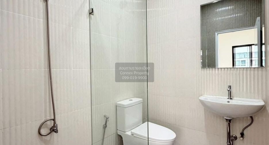 For sale 2 bedrooms townhouse in Don Mueang, Bangkok