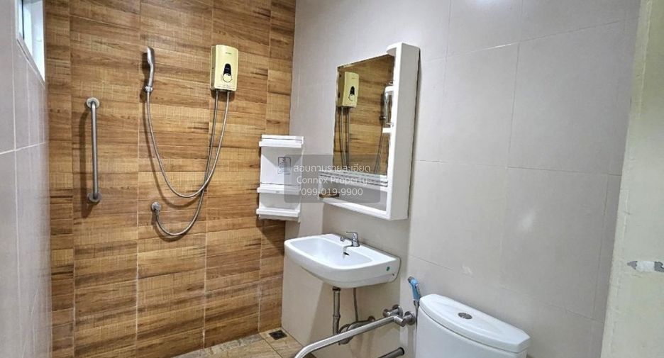 Reihenhaus zum Kauf mit 4 Zimmer in Pathum Wan, Bangkok