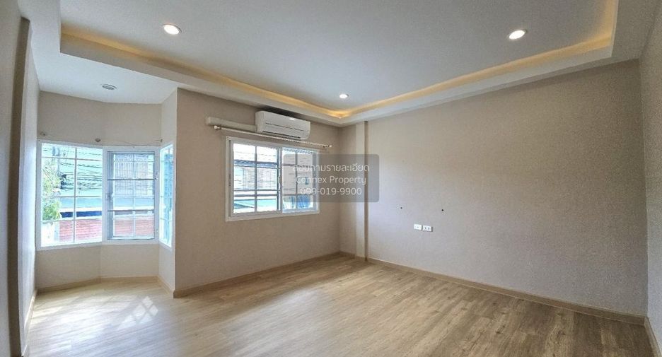 Reihenhaus zum Kauf mit 4 Zimmer in Pathum Wan, Bangkok