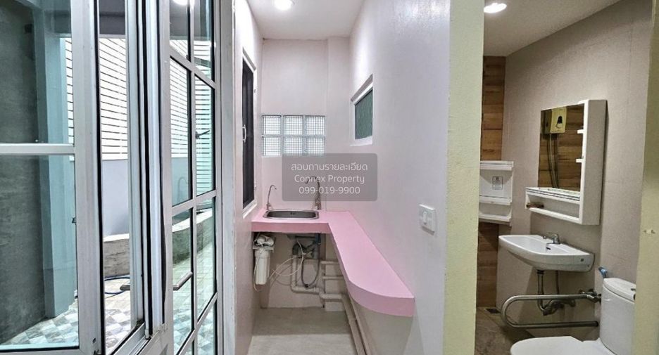 Reihenhaus zum Kauf mit 4 Zimmer in Pathum Wan, Bangkok
