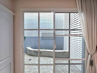 For sale 4 bedrooms townhouse in Pathum Wan, Bangkok