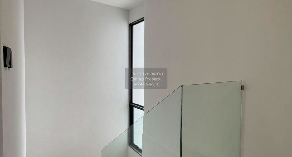 For sale 4 bedrooms house in Chatuchak, Bangkok
