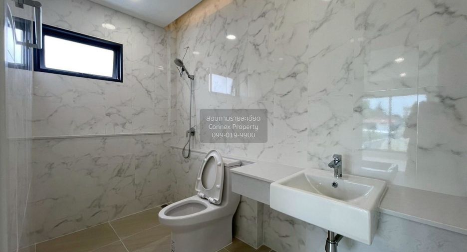 For sale 4 bedrooms house in Chatuchak, Bangkok