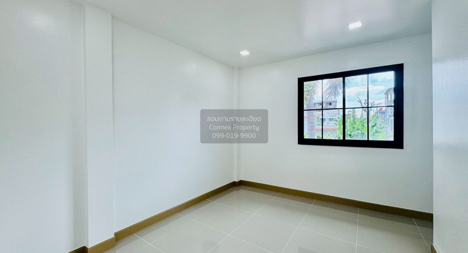 出售 2 卧室 联排别墅 在 Mueang Nonthaburi, Nonthaburi