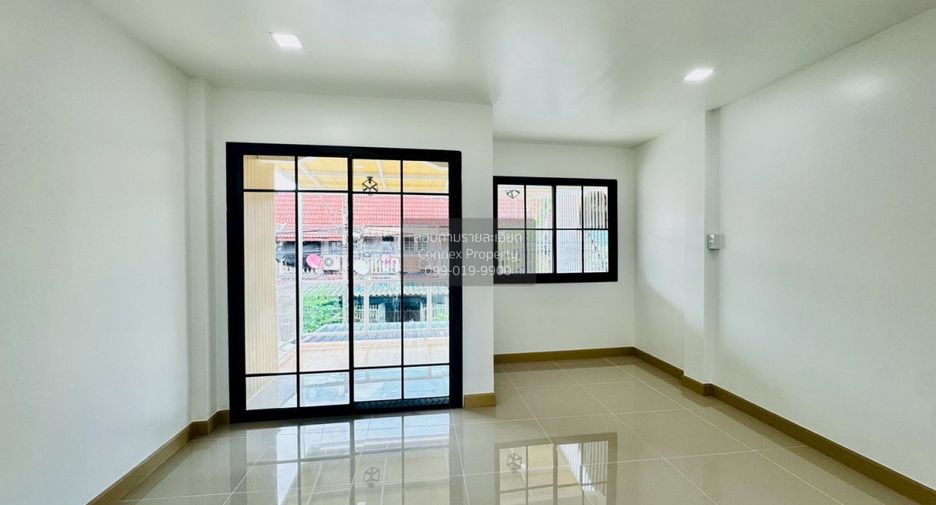 出售 2 卧室 联排别墅 在 Mueang Nonthaburi, Nonthaburi