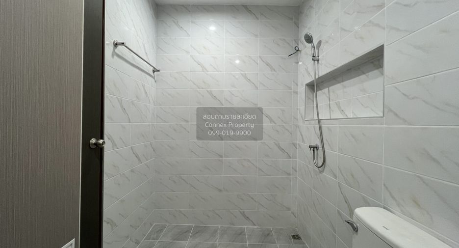 Reihenhaus zum Kauf mit 2 Zimmer in Bang Kapi, Bangkok